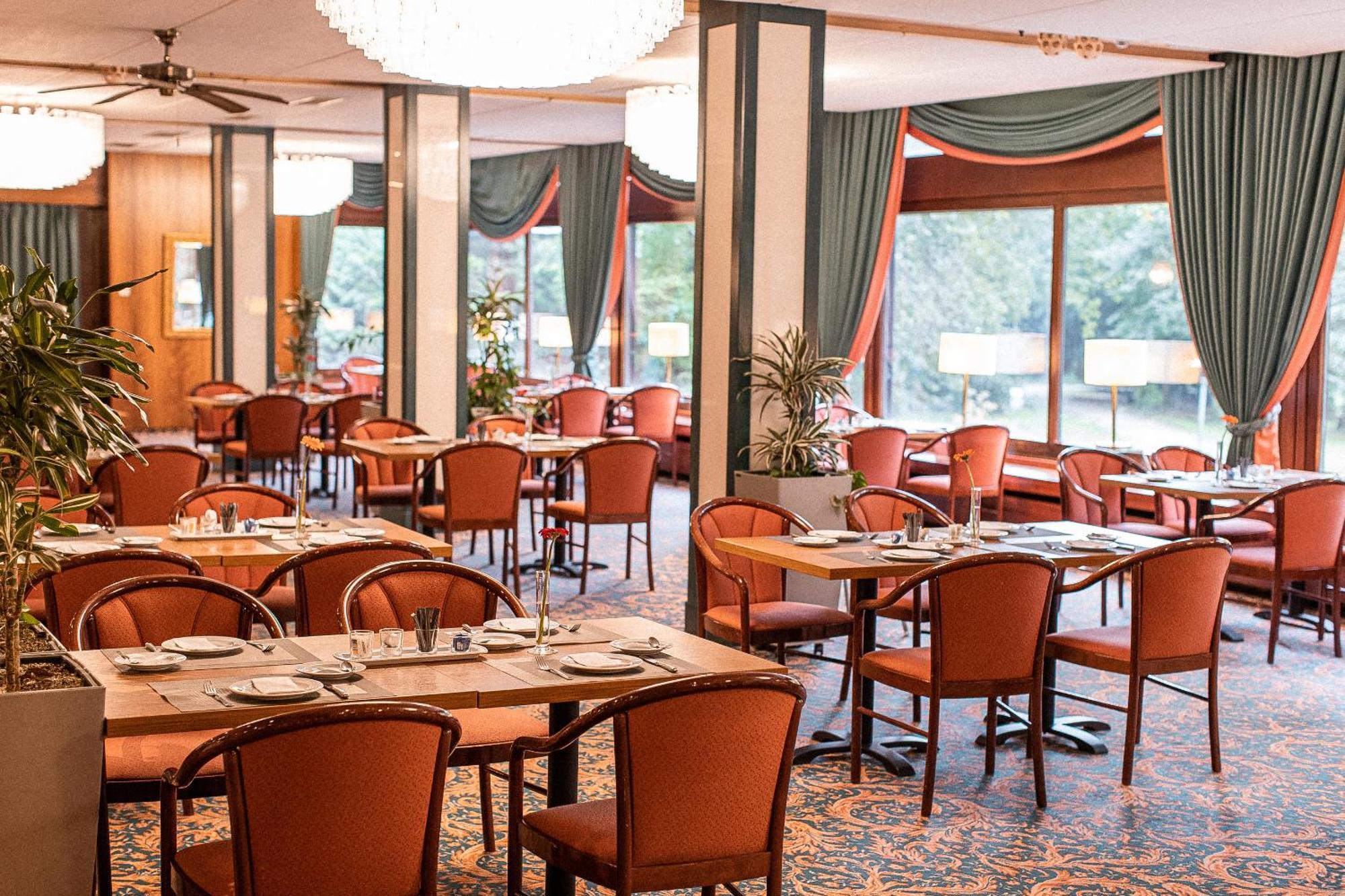 Plaza Hotel Γκελσενκίρτσεν Εξωτερικό φωτογραφία