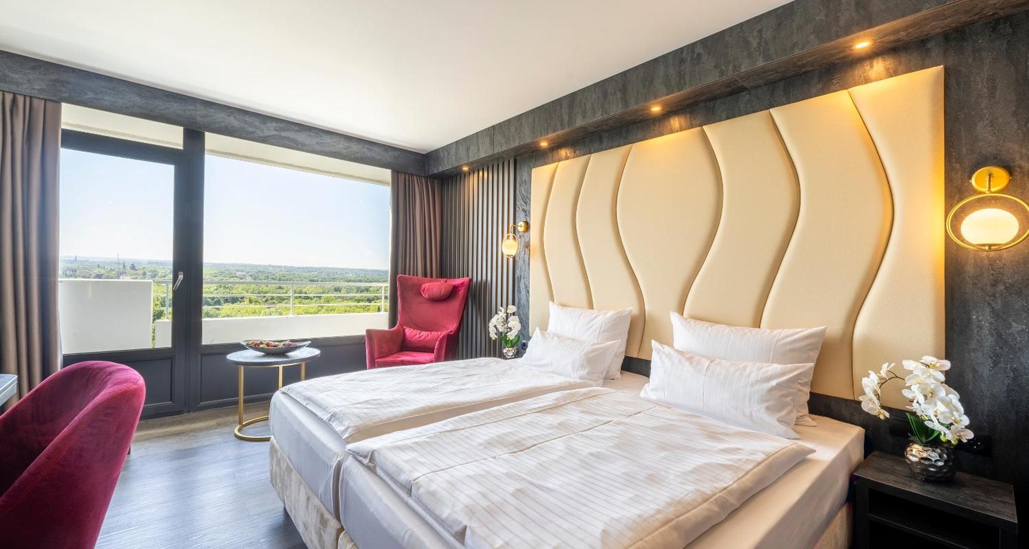 Plaza Hotel Γκελσενκίρτσεν Εξωτερικό φωτογραφία